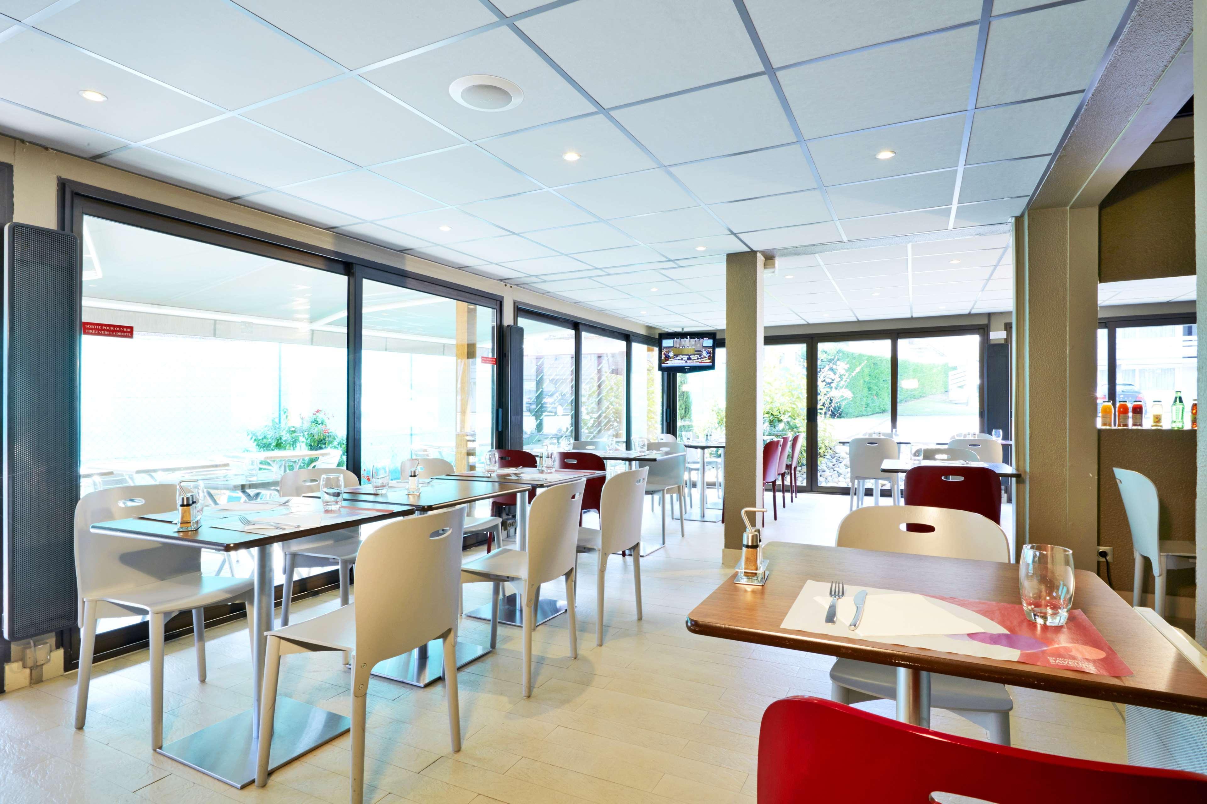 Campanile St Etienne Centre - Villars La Terrasse Exterior foto